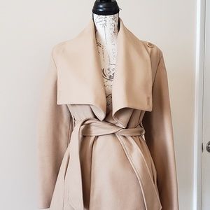 Elegant Ted Baker wool coat, 100%authentic